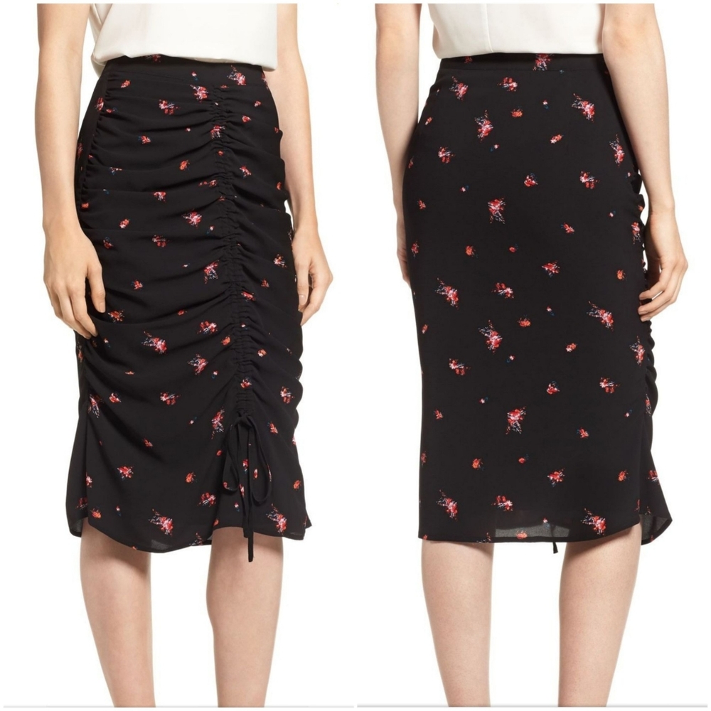 NWT Chelsea 28 Ruched Pencil Skirt